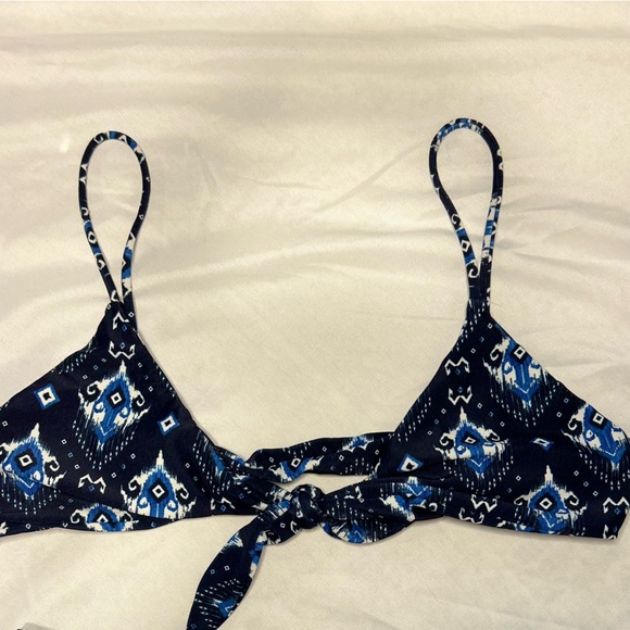 Benoa Blue Set - Picture 2 of 5